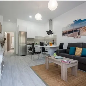 https://apartamentos-mar-rojo.es-andalucia.com